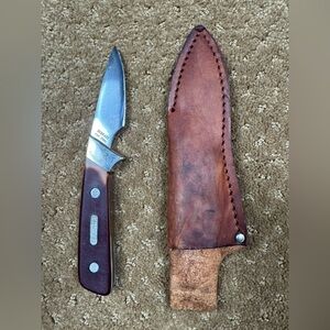 Vintage 1960’s Schrade 1560T Old Timer Fixed Blade Knife With Leather Sheath